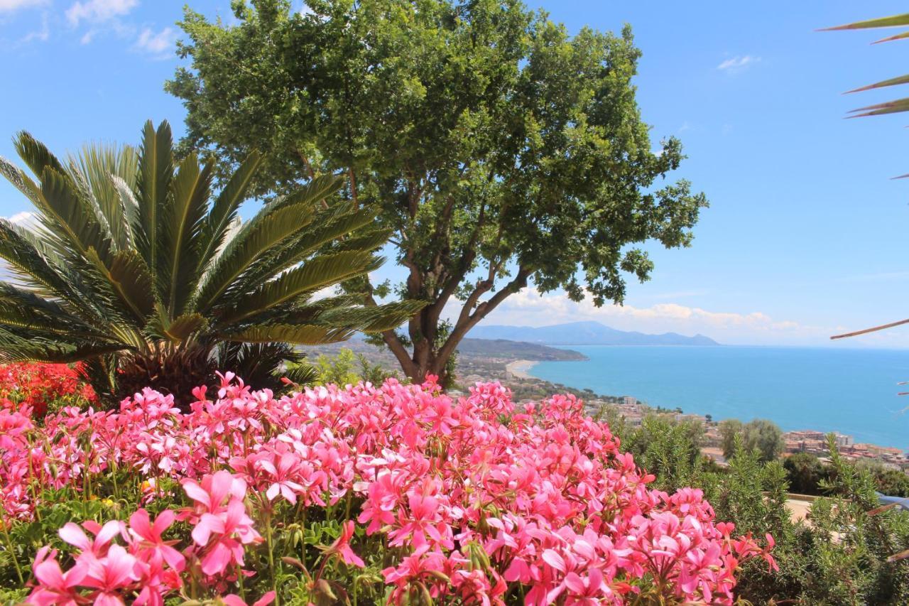 Villa Treglia B&B Formia Exteriér fotografie